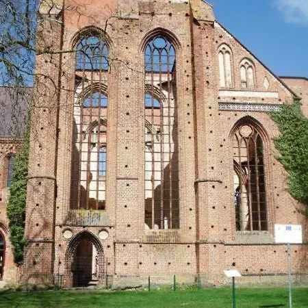 Ferienhaus Paul Am Klostersee, Urlaub Mit Hund Dargun